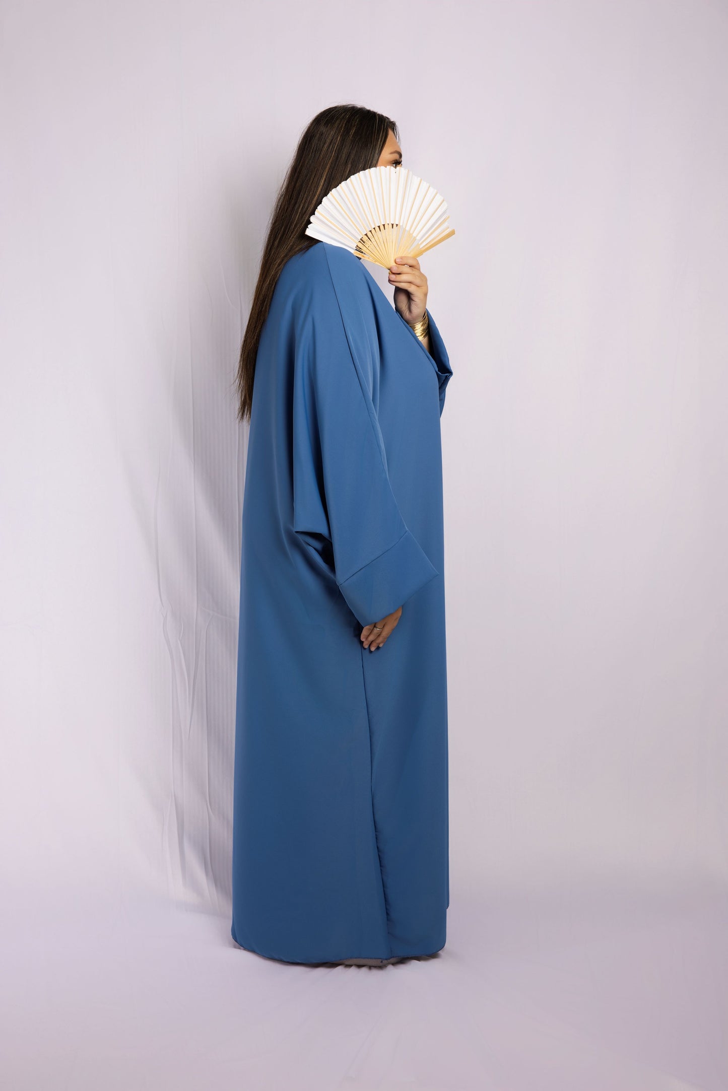 Abaya manches longues papillon en soie de Médine