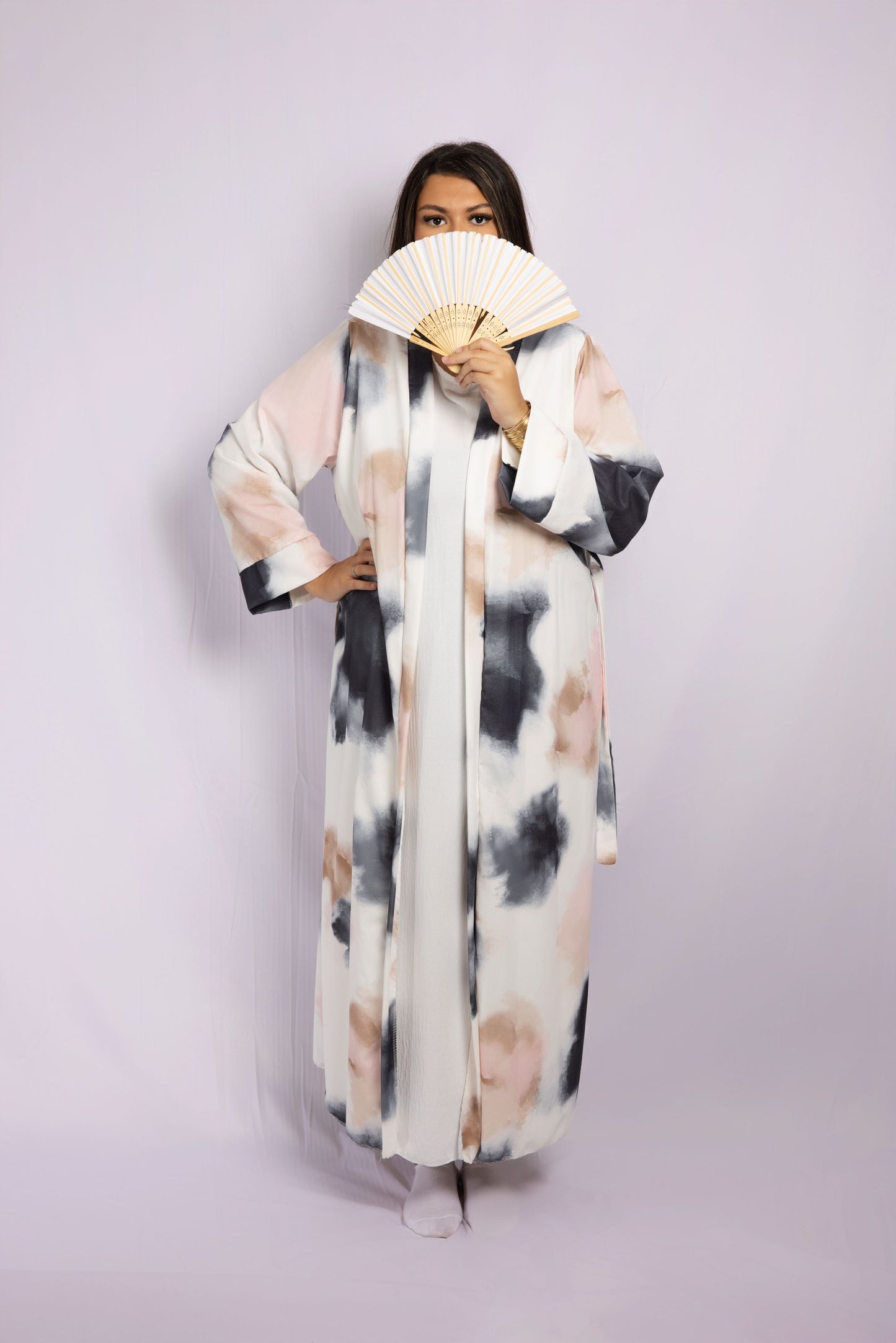 Saloua Kimono avec robe sous abaya tie & dye